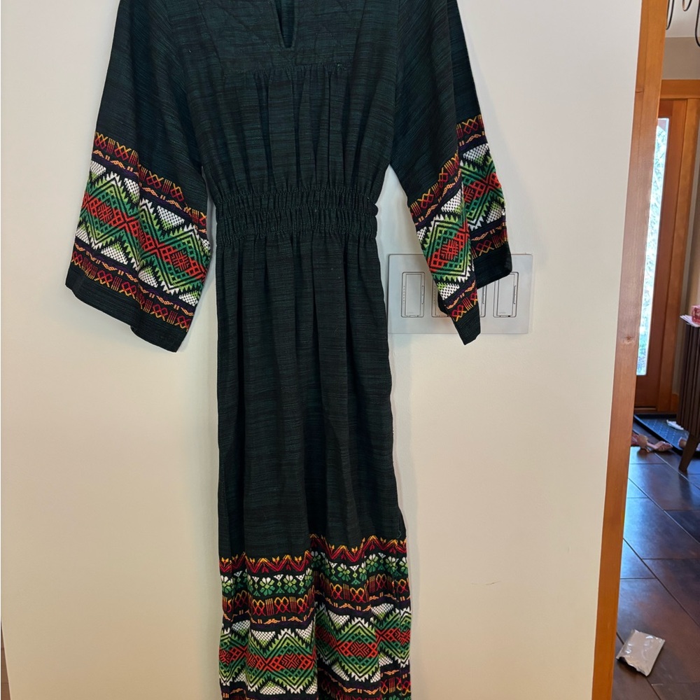 Vintage 70s Embroidered  Maxi Dress